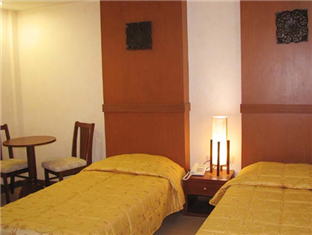 Hôtel Roxas Midtown Extérieur photo